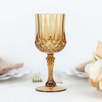 Capacity approx. 240 ml—amber-gold, crystal-textured glass wine glass